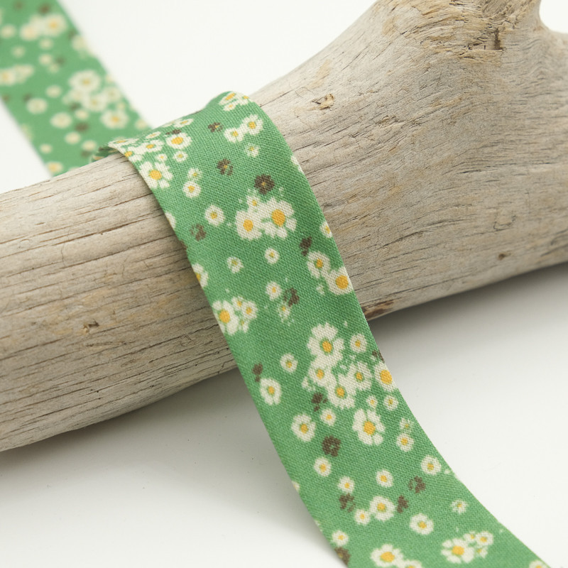 25MM Printed Bias Tape Daisy Bela Green
